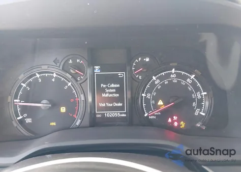 2021 Toyota 4Runner Sr5 z USA, uszkodzony, nr VIN JTEEU5JR7M5232605